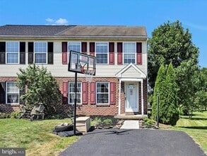 Building Photo - 2001 Wyatt Cir