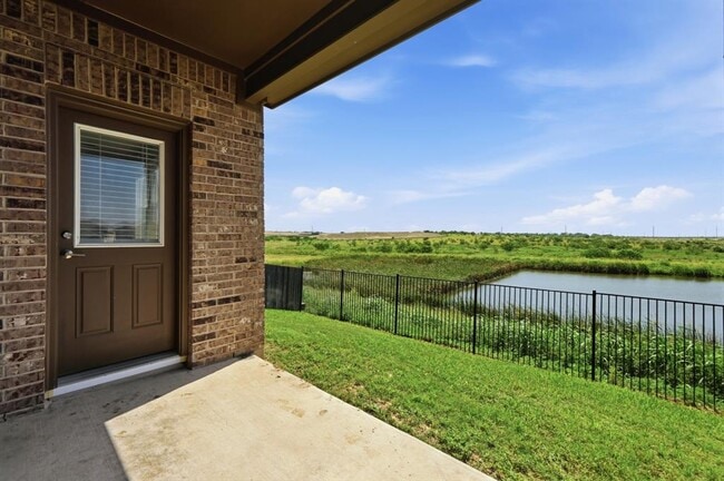 Building Photo - 488 Pepperbark Loop