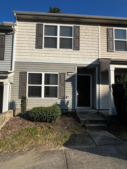 Primary Photo - 8526 Quarton Dr