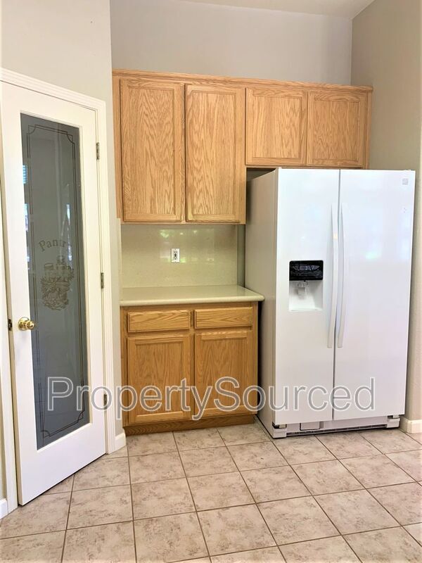 Building Photo - 857 Tannehill Dr