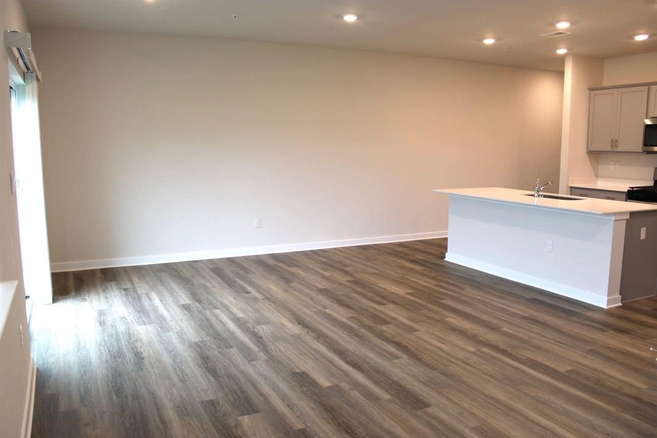 Building Photo - 1745 Lawder Cir