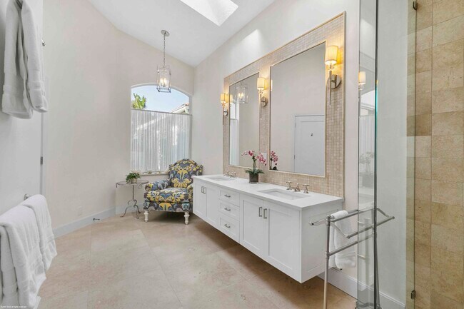 Building Photo - 12600 Mallet Cir