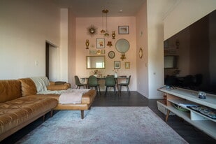 Building Photo - 9564 Cannoneer Ct