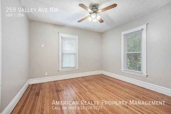 Building Photo - 259 Valley Ave NW