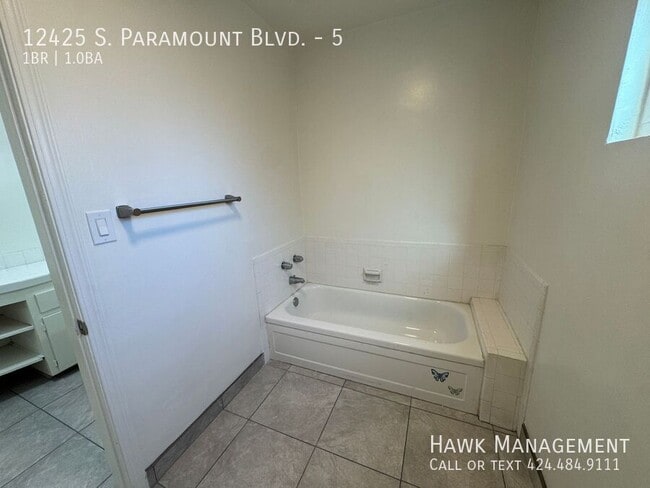 Building Photo - 12425 Paramount Blvd