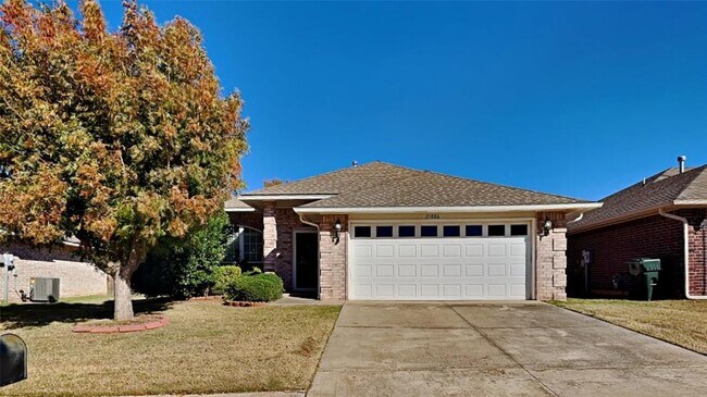 Building Photo - 21886 Pioneer Cir