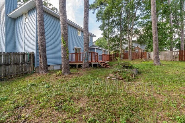 Building Photo - 511 Adams Mill Ln