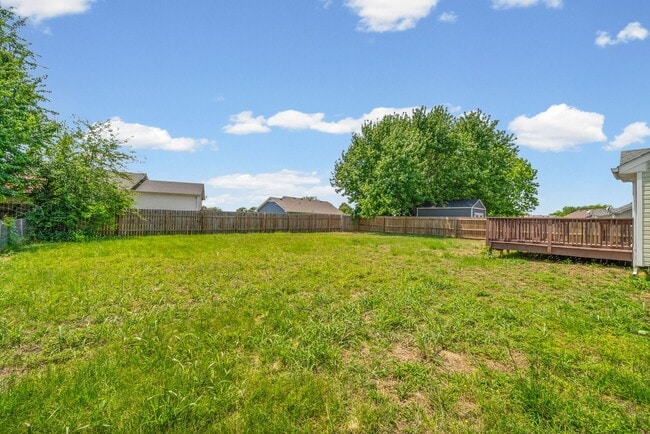 Building Photo - 3865 Roscommon Way