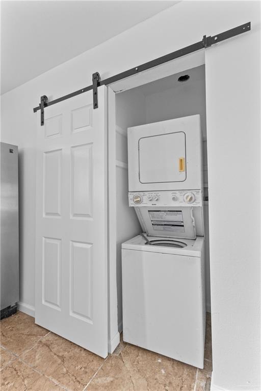 Building Photo - 14 E Peter St