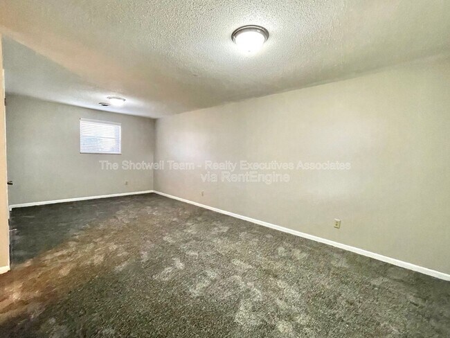 Building Photo - 1830 Brookmill Rd