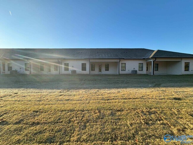 Building Photo - 109 Clift Farm Dr