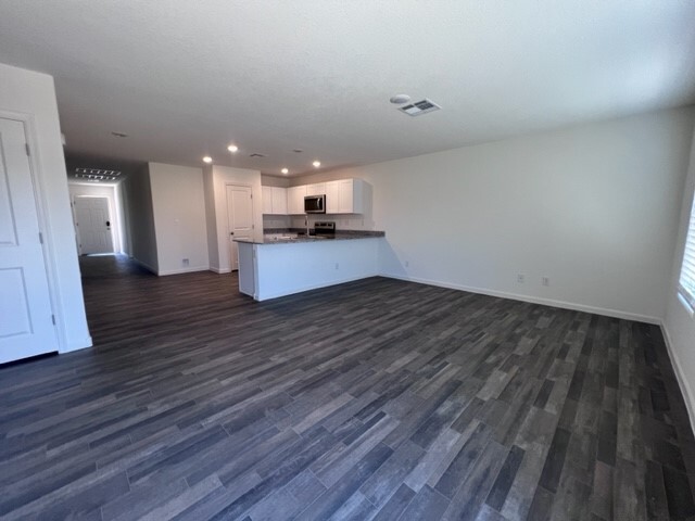 living room - 5545 S Havasu Creek Rd