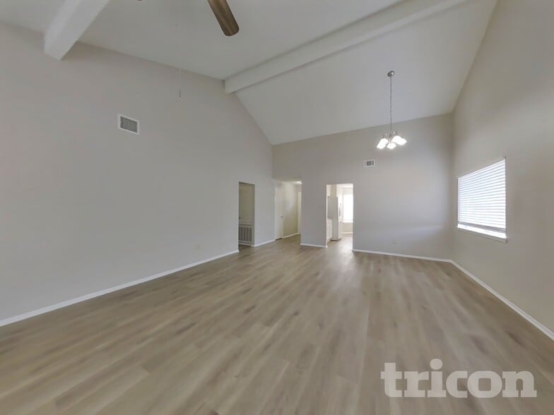 Building Photo - 11118 Nepau Dr