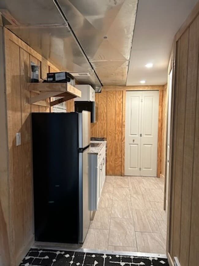 Building Photo - Blu Dot Farm 3