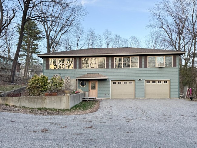 Primary Photo - 89 Kennard Rd