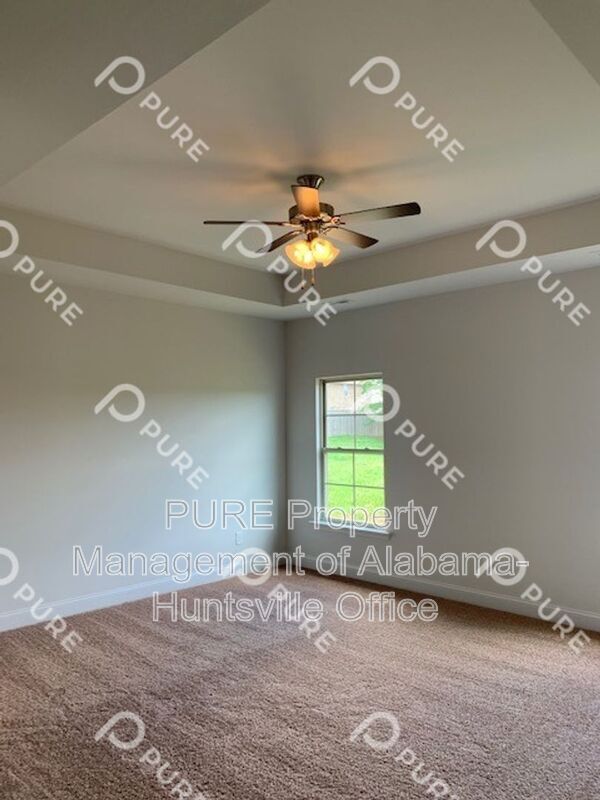 Building Photo - 283 Abercorn Dr