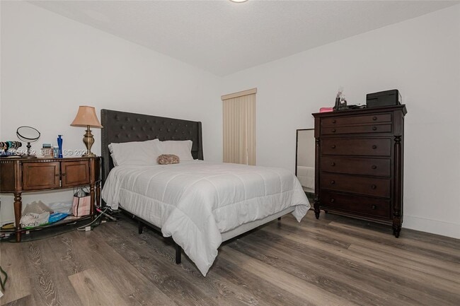 Building Photo - 1501 NW 90th Way