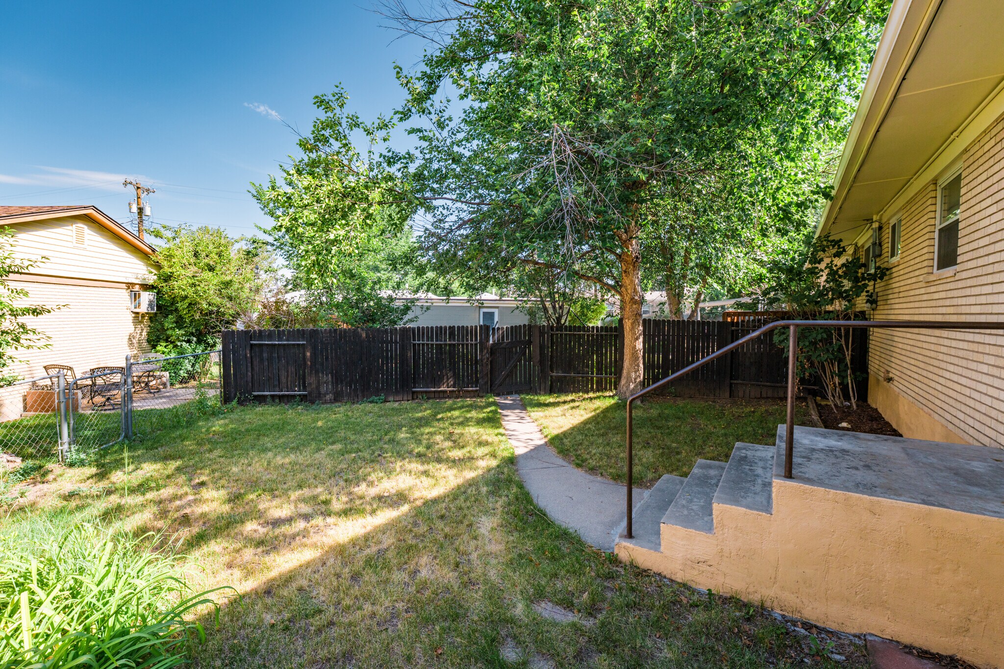 Building Photo - 1238 Janes Ln