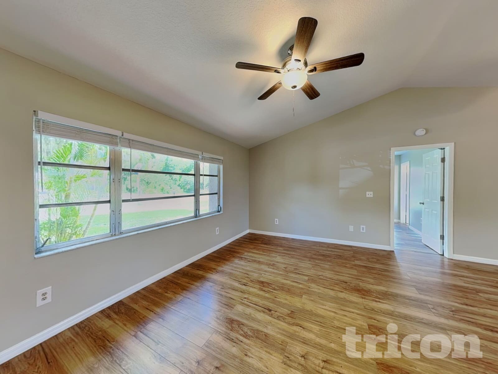 Building Photo - 20336 Peachland Blvd