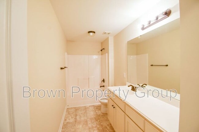Building Photo - 76 Lumina Ct