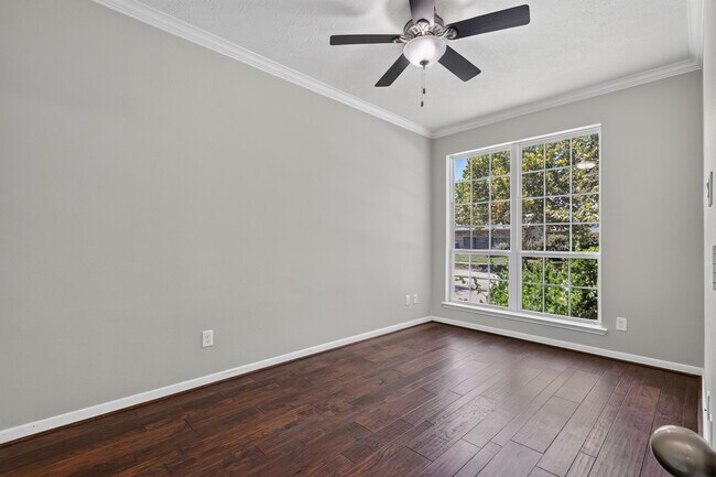 Building Photo - 18111 Williams Elm Dr