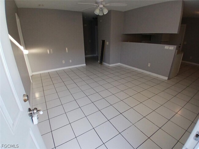 Building Photo - 3516 Dora St