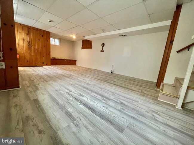 Building Photo - 8614 Ridge Rd