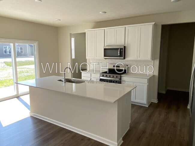 Building Photo - 16364 Pruett Ln