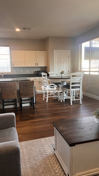 Building Photo - 18391 W Western Star Blvd