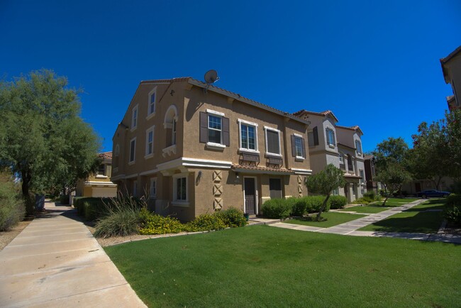 Primary Photo - Comfort with Resort-Style Living 2BED/2BAT...