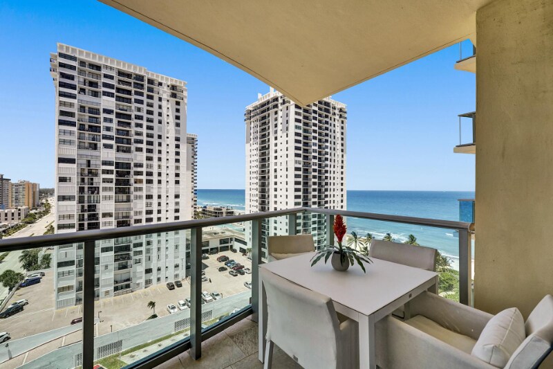 Building Photo - 2501 S Ocean Dr