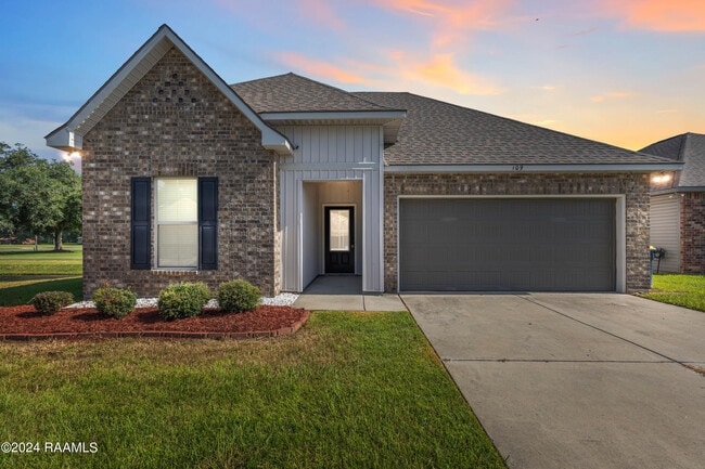 Building Photo - 109 Springsteen Ln