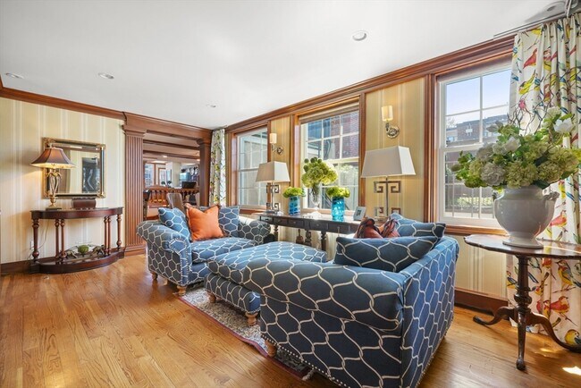 Building Photo - 95 Beacon St