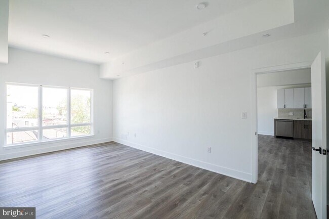 Building Photo - 1420 Point Breeze Ave