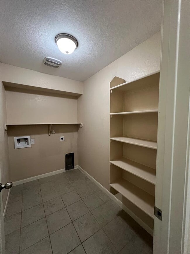 Building Photo - 1606 Shenandoah Trl