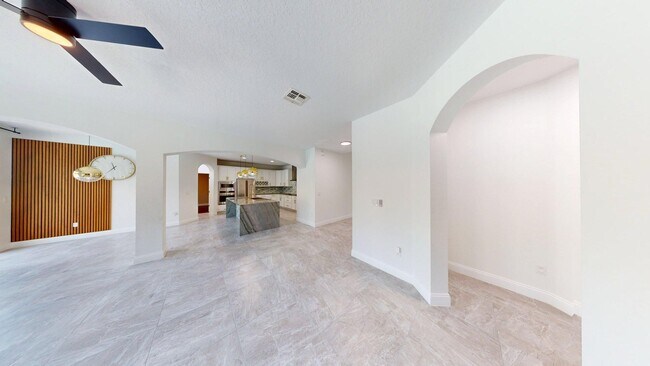 Building Photo - 6BR /5BA  LUXURY POOL HOME -  Fells Landing Subdivision- Minutes to Medical City! **1/2 OFF FIRST...