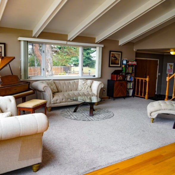 Building Photo - 2403 S Lima Way