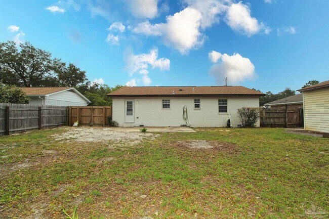 Building Photo - 3214 Clemson Rd