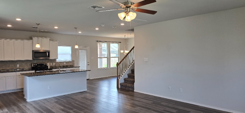 Building Photo - 11212 Raider Dr