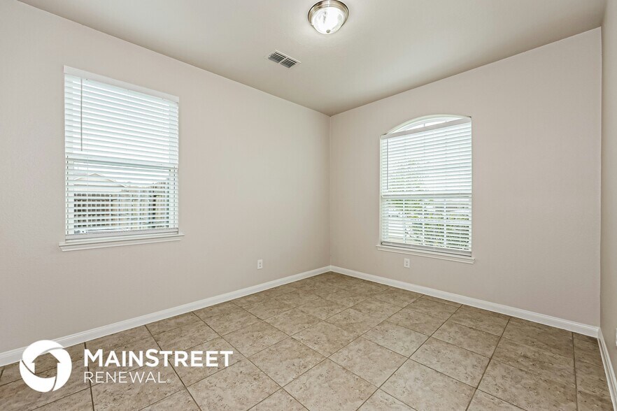 Building Photo - 9425 Bald Cypress St