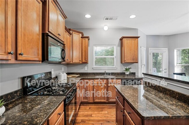 Building Photo - 611 Crosswinds Cir