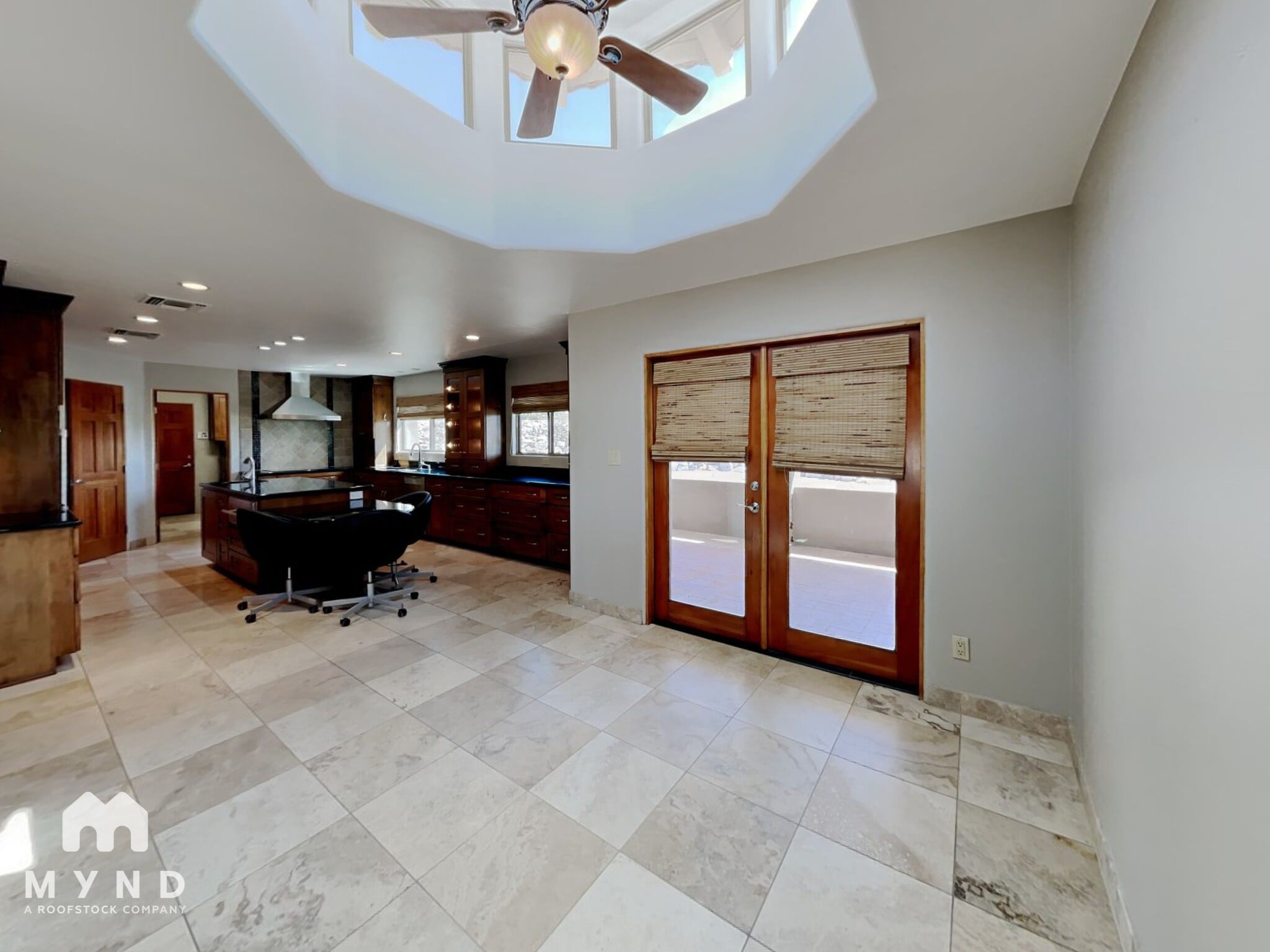 Building Photo - 5727 N PSO Ventoso