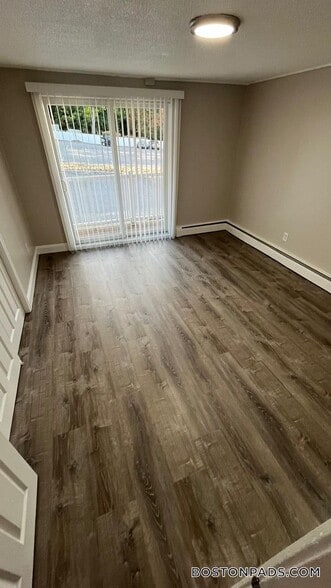 Building Photo - 3 Henry Terrace