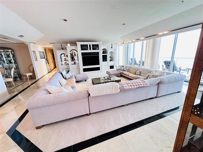 Building Photo - 6001 N Ocean Dr