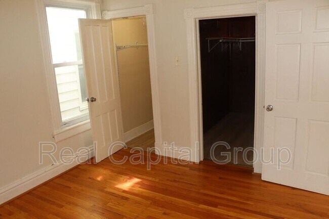 Building Photo - 171 Lancaster St