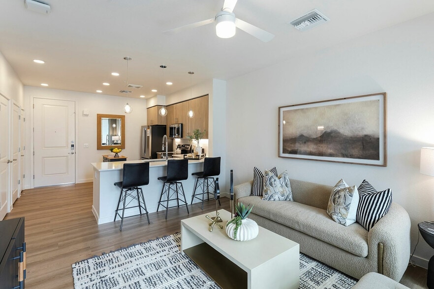 Camelback Living Room - Liv+ Union Peak