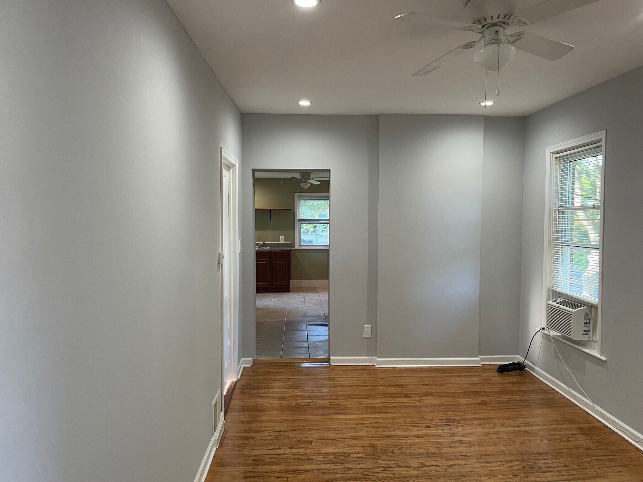 Living Room - 500 2nd St