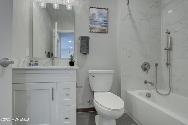 Building Photo - 258 Morris Ave