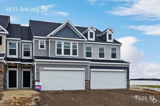 Building Photo - 4819 Airlake Dr