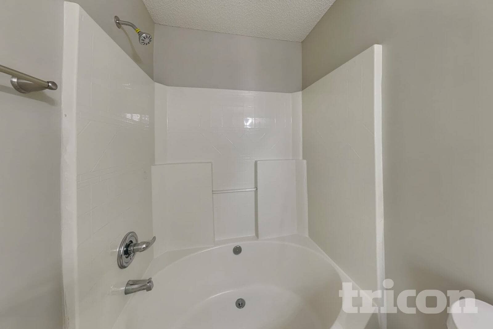 Building Photo - 13706 Traherne Ct